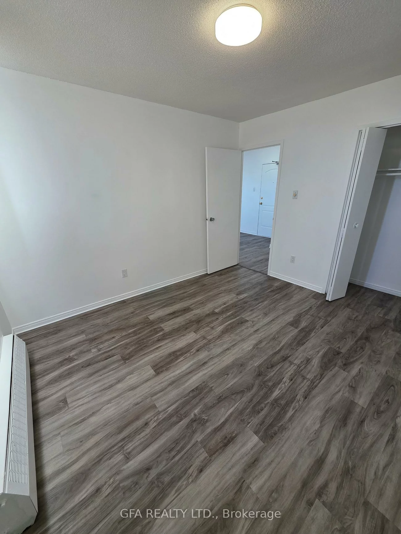 3145, Queen Frederica, Applewood, Mississauga