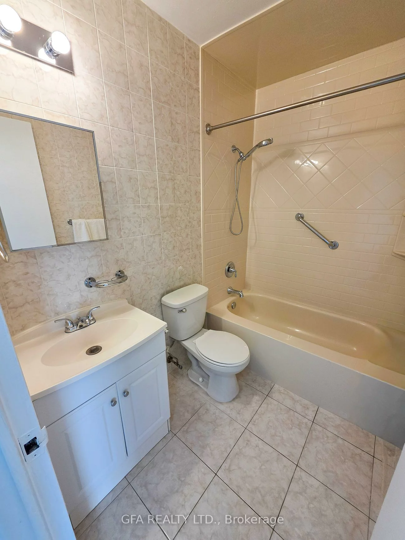 3145, Queen Frederica, Applewood, Mississauga