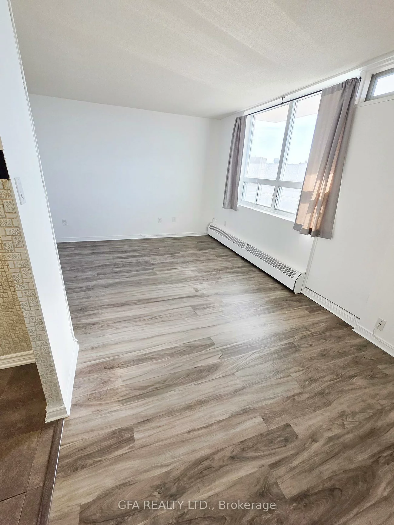 3145, Queen Frederica, Applewood, Mississauga