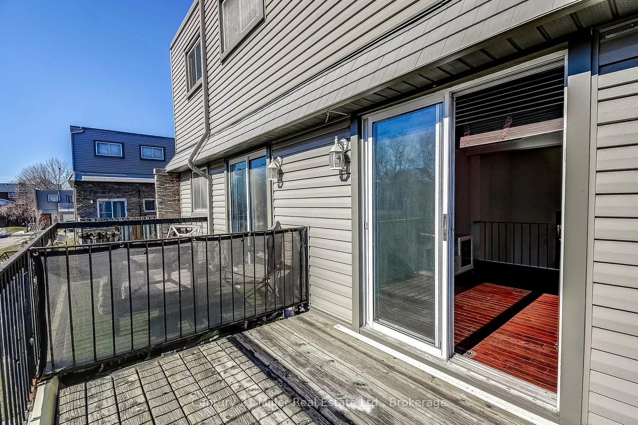 2315, Bromsgrove, Clarkson, Mississauga