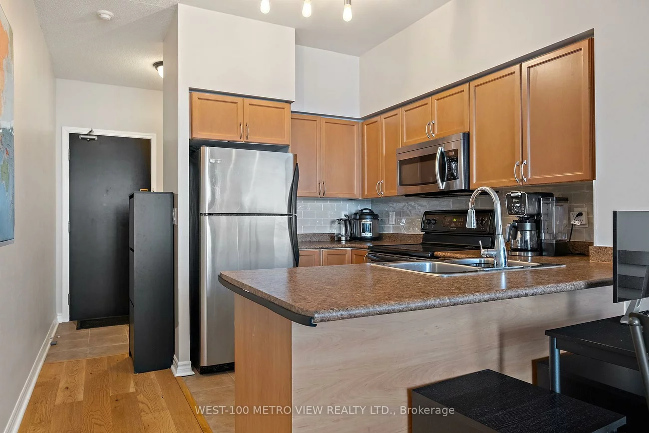 388, Prince Of Wales, City Centre, Mississauga