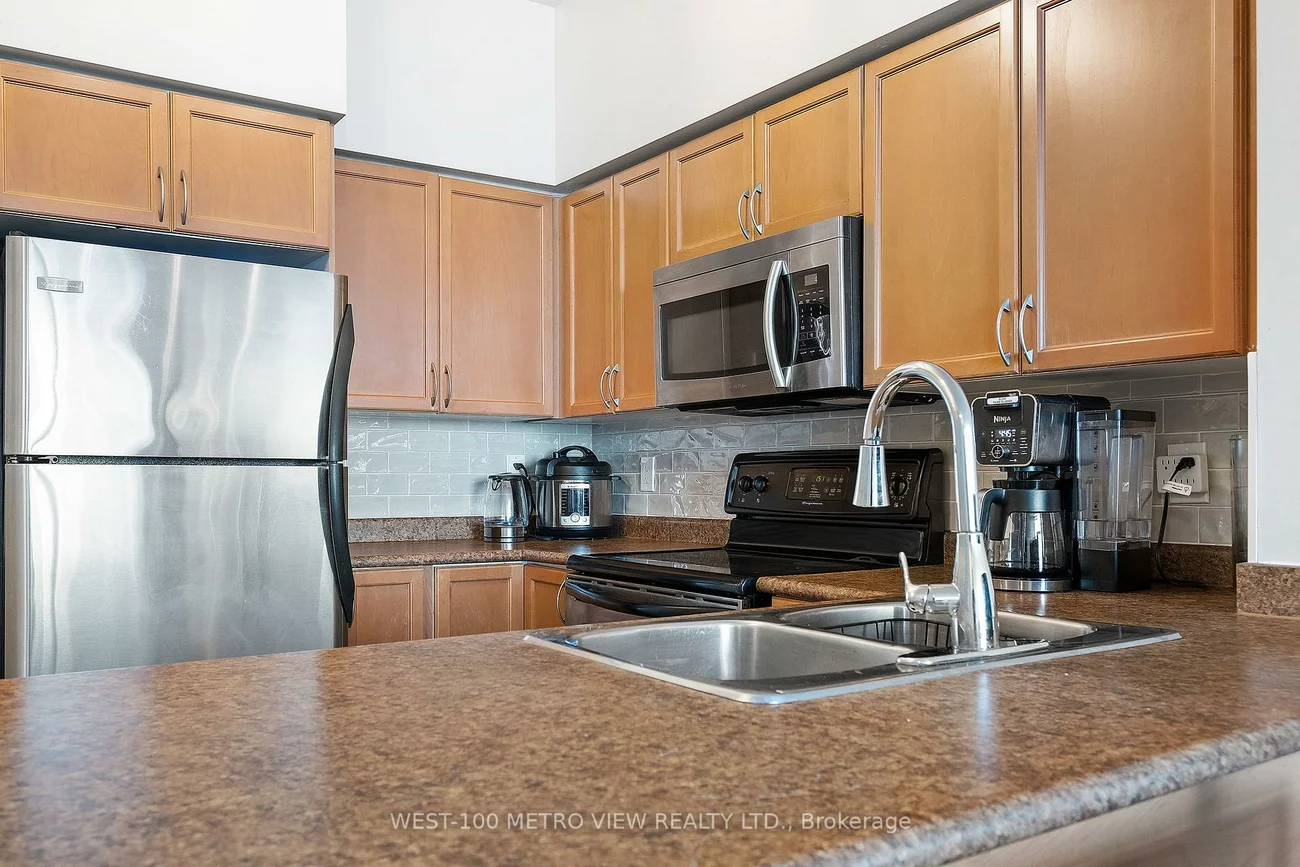 388, Prince Of Wales, City Centre, Mississauga