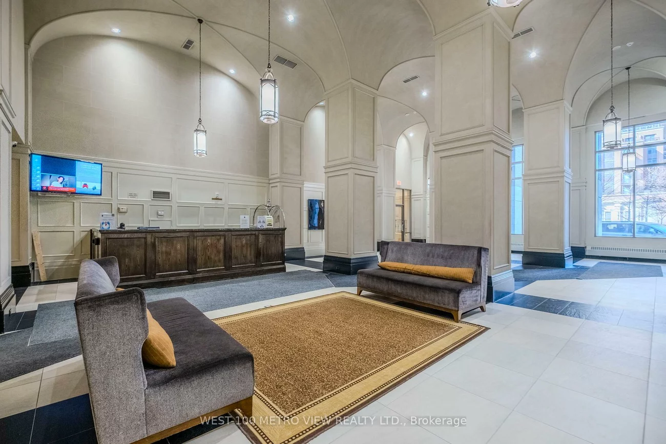 388, Prince Of Wales, City Centre, Mississauga