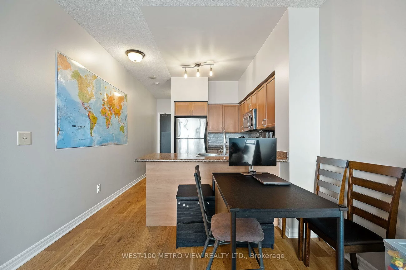 388, Prince Of Wales, City Centre, Mississauga