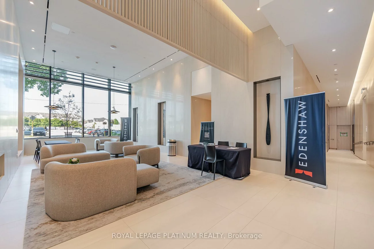 28, Ann, Port Credit, Mississauga