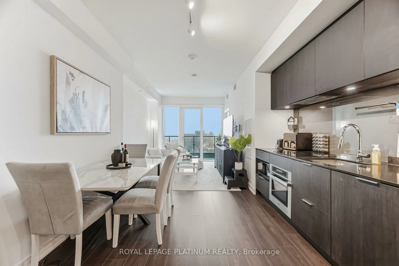 28, Ann, Port Credit, Mississauga