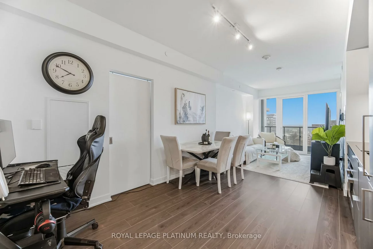 28, Ann, Port Credit, Mississauga