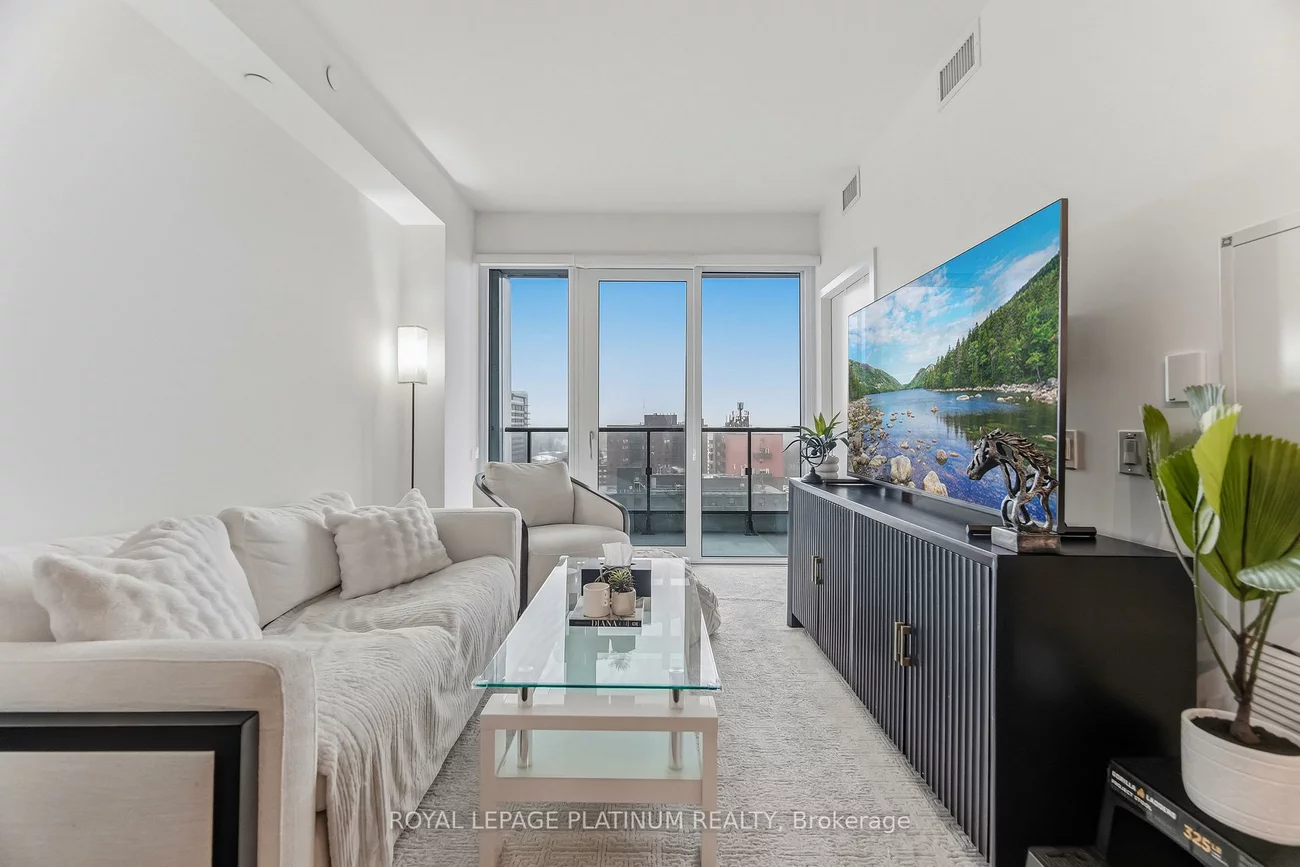 28, Ann, Port Credit, Mississauga