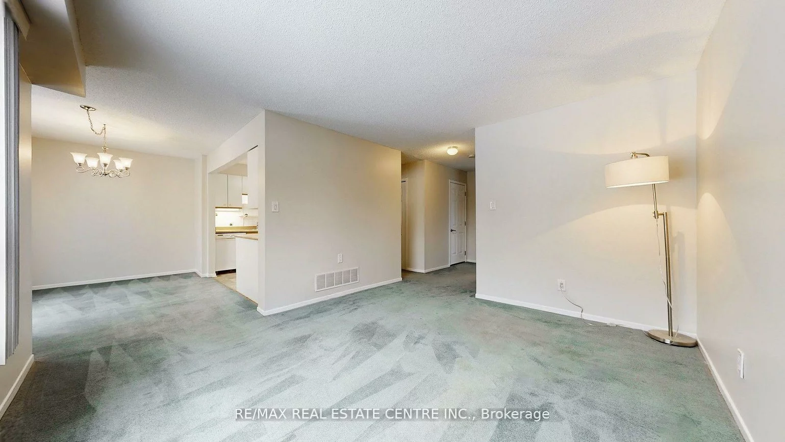 3079, Fifth, Erin Mills, Mississauga