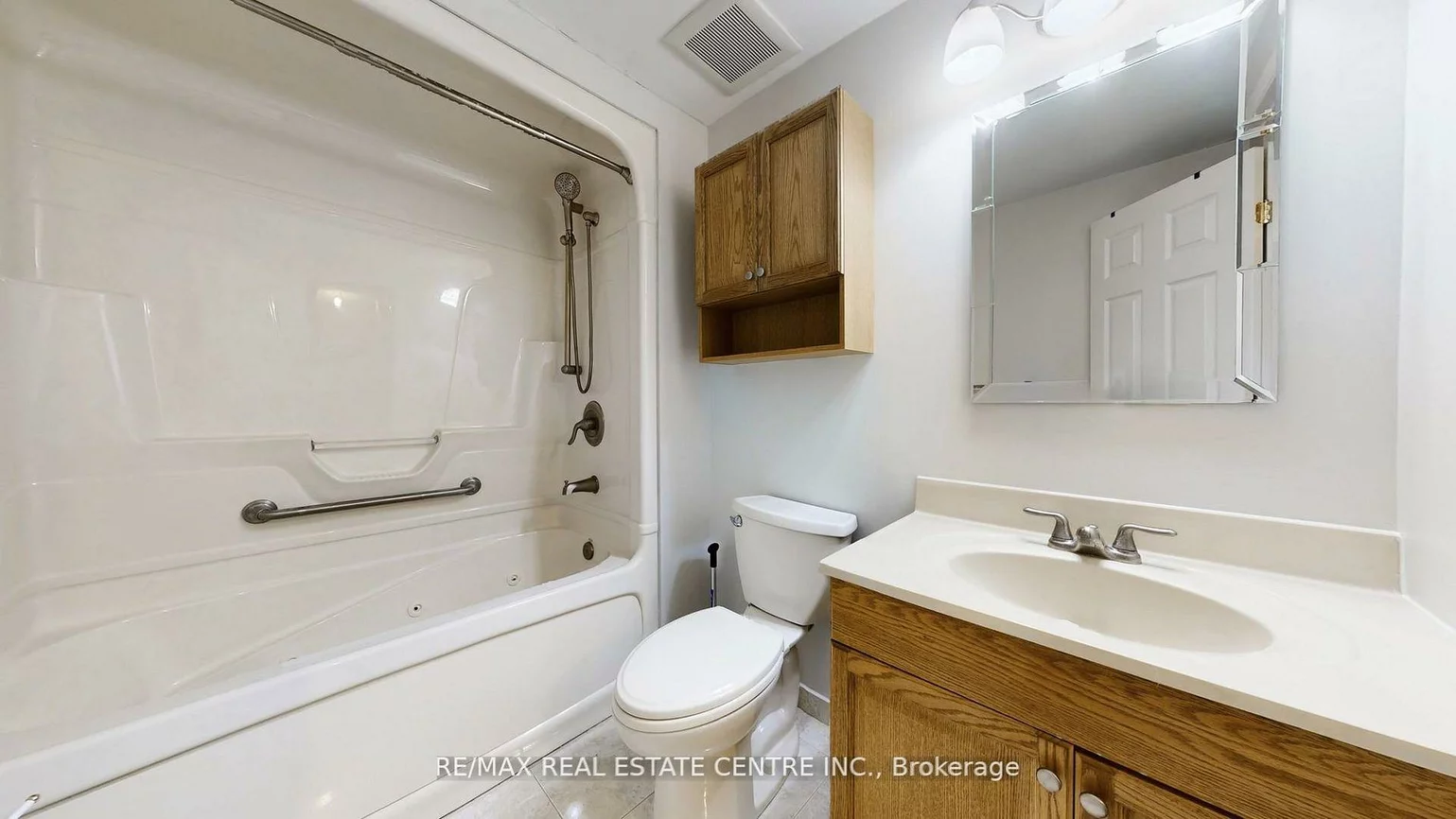 3079, Fifth, Erin Mills, Mississauga