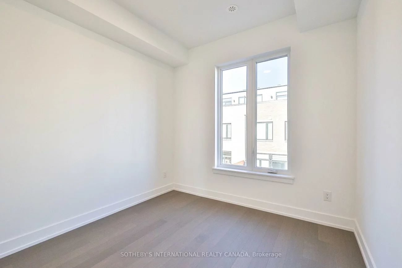 60, Lou Parsons Way, Port Credit, Mississauga