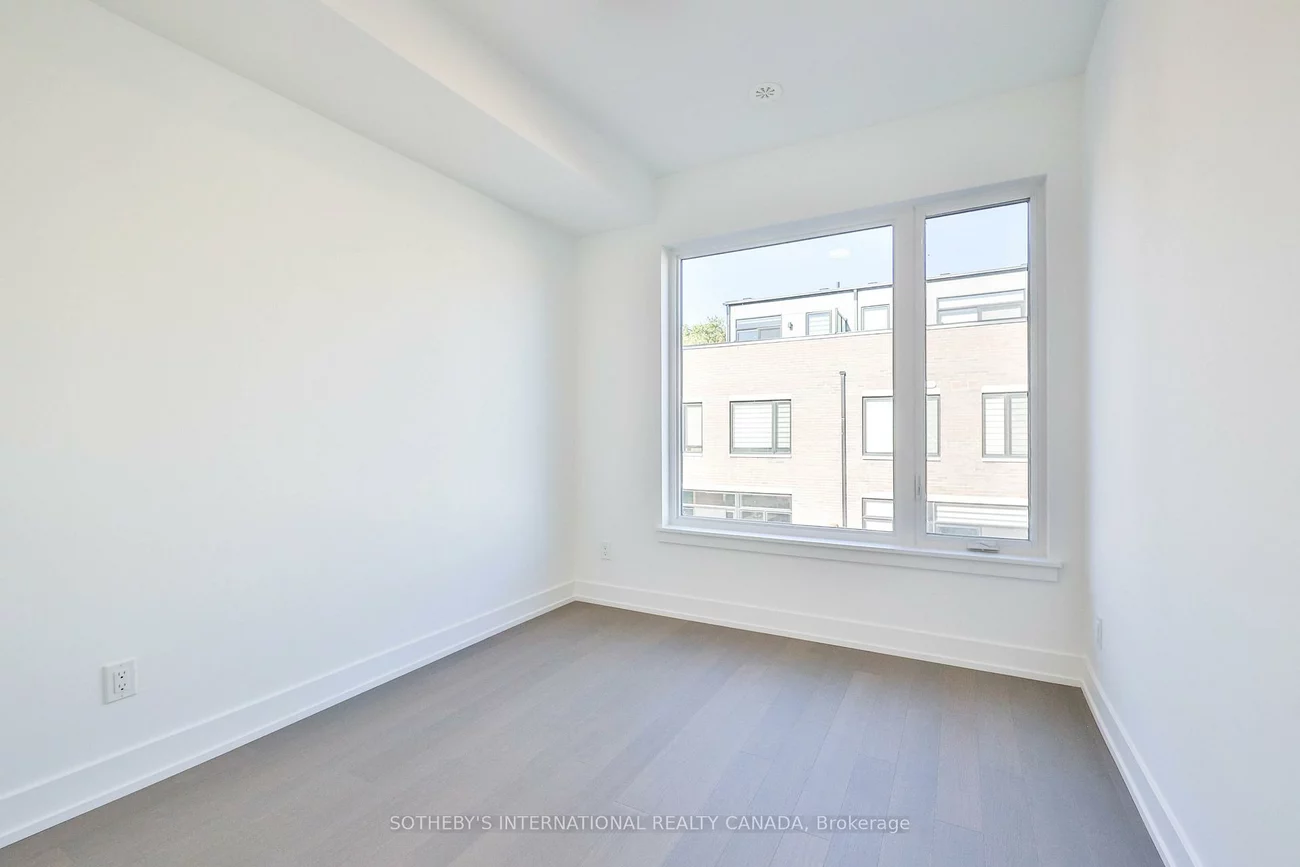 60, Lou Parsons Way, Port Credit, Mississauga