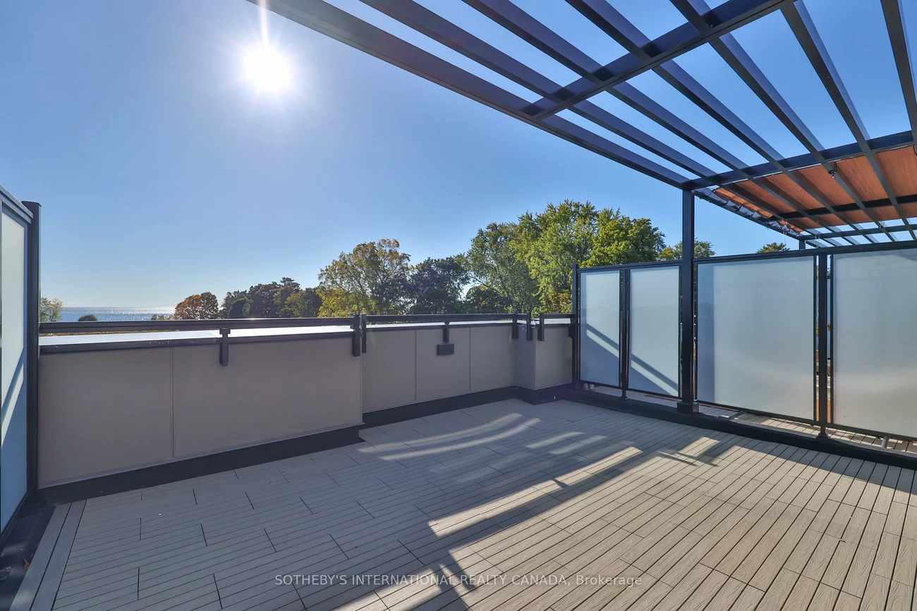 60, Lou Parsons Way, Port Credit, Mississauga