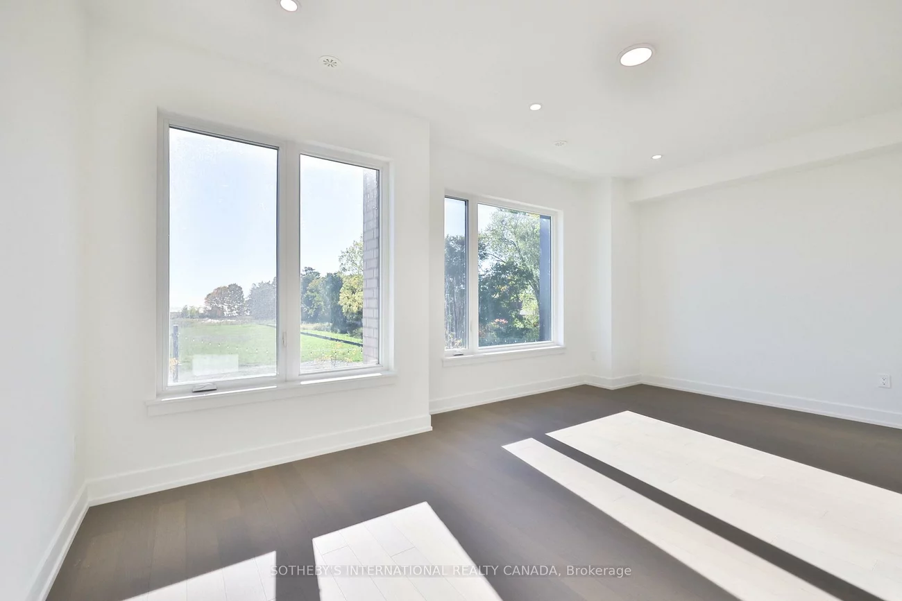 60, Lou Parsons Way, Port Credit, Mississauga