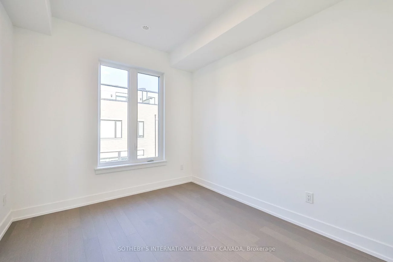 60, Lou Parsons Way, Port Credit, Mississauga