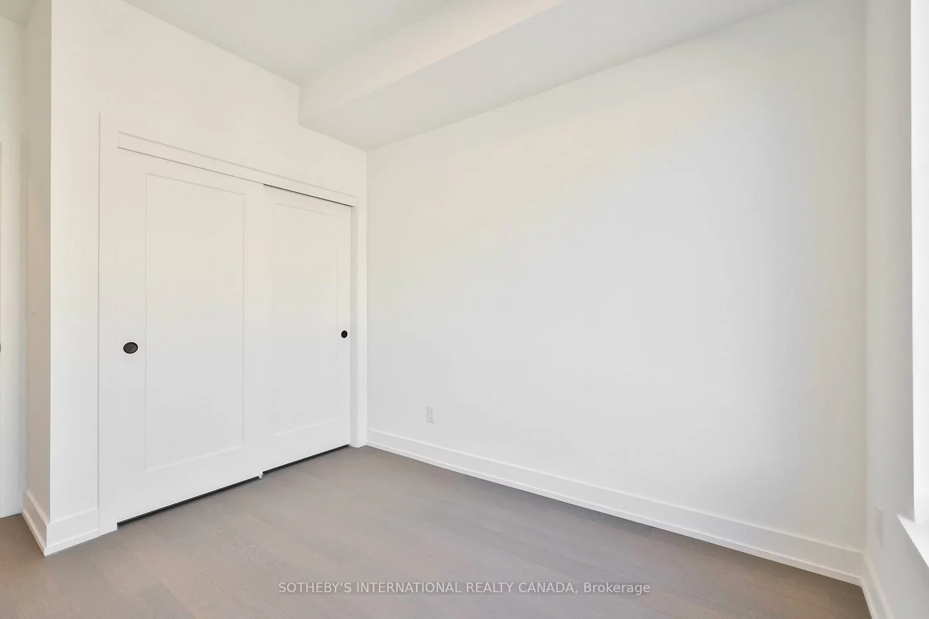 60, Lou Parsons Way, Port Credit, Mississauga