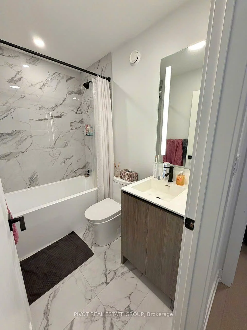 35, Lou Parsons, Port Credit, Mississauga