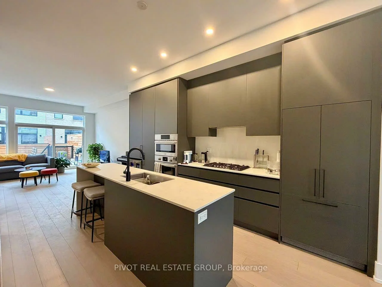 35, Lou Parsons, Port Credit, Mississauga