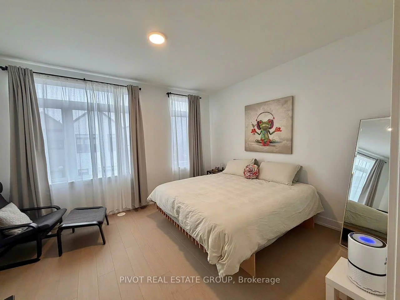 35, Lou Parsons, Port Credit, Mississauga