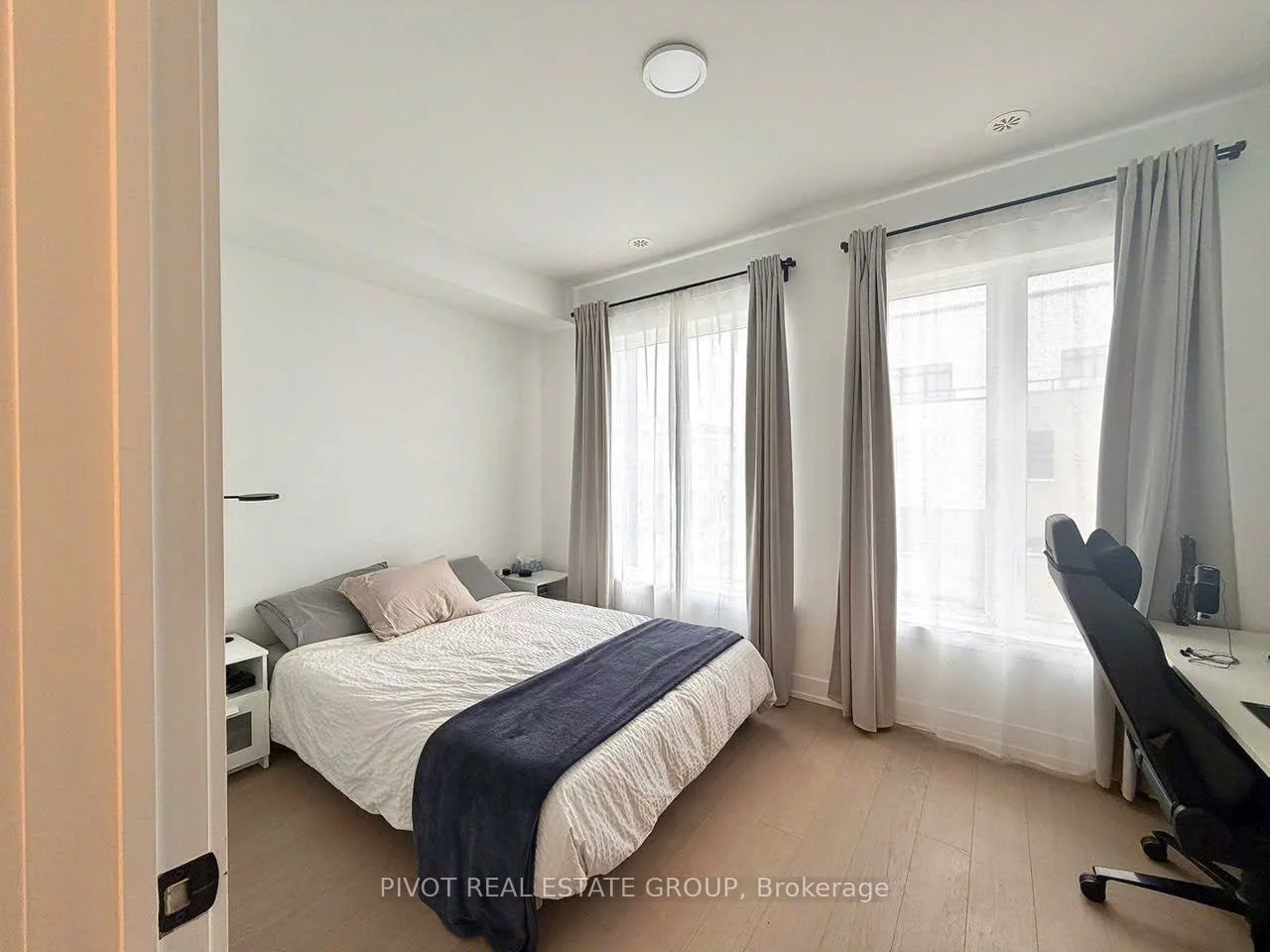 35, Lou Parsons, Port Credit, Mississauga