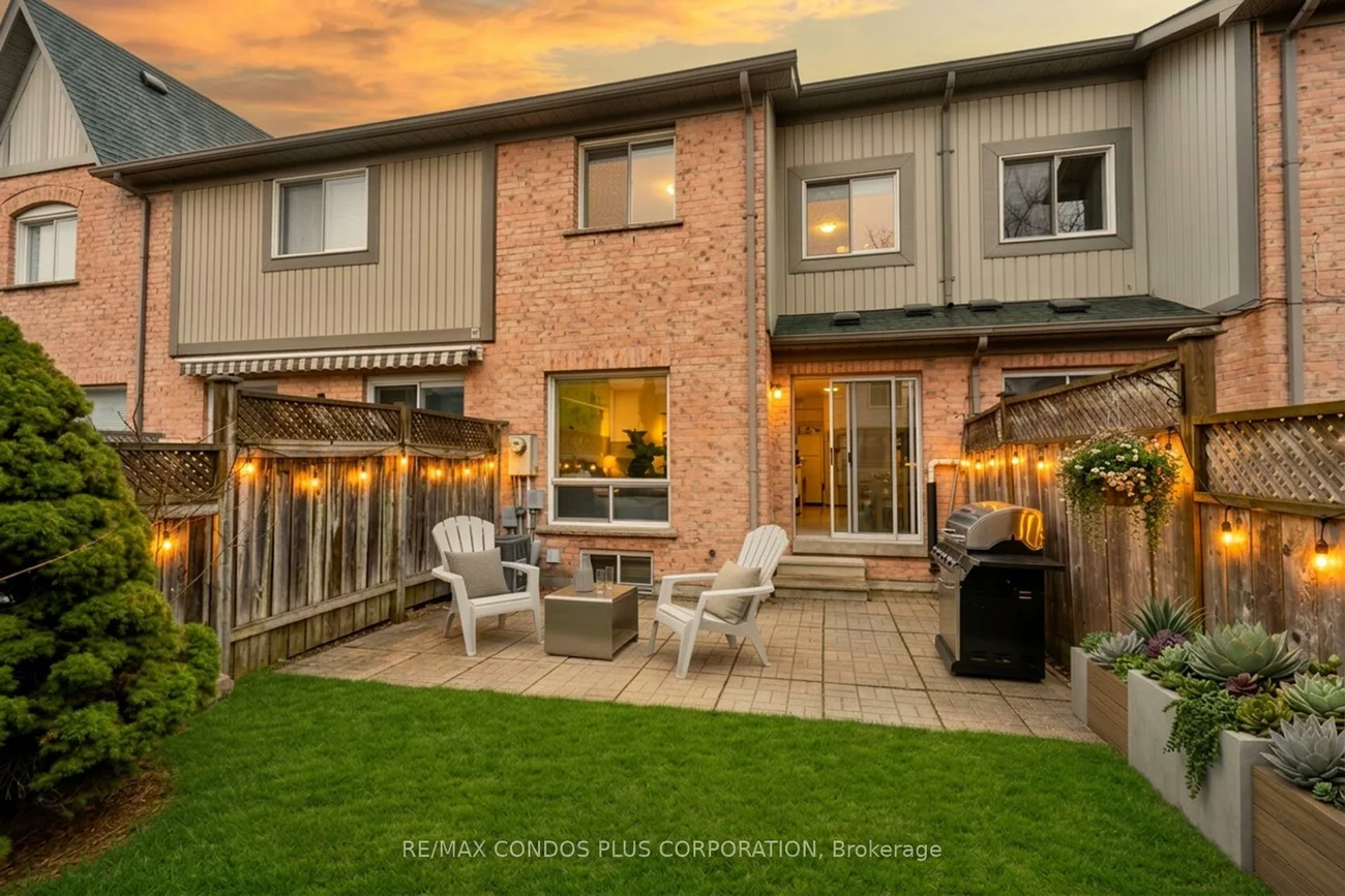 2945, Thomas, Central Erin Mills, Mississauga