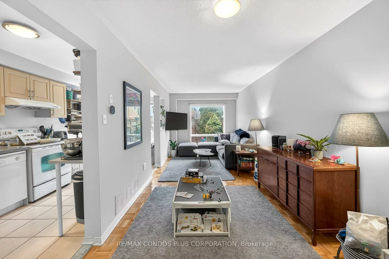 2945, Thomas, Central Erin Mills, Mississauga