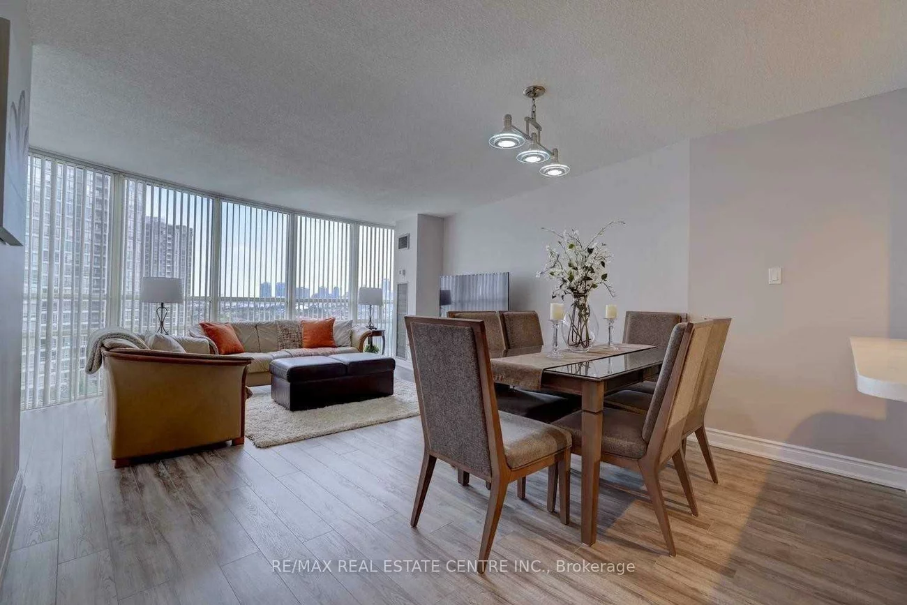 50, Eglinton, Hurontario, Mississauga