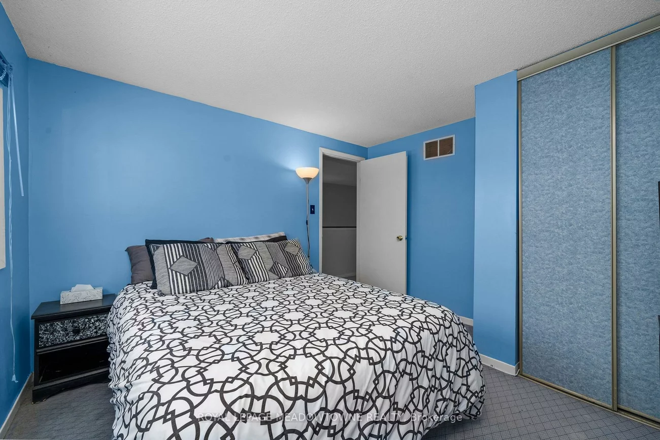 3079, Fifth, Erin Mills, Mississauga
