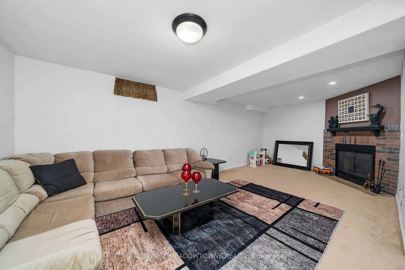 3079, Fifth, Erin Mills, Mississauga