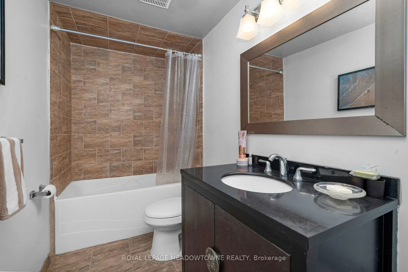 3079, Fifth, Erin Mills, Mississauga