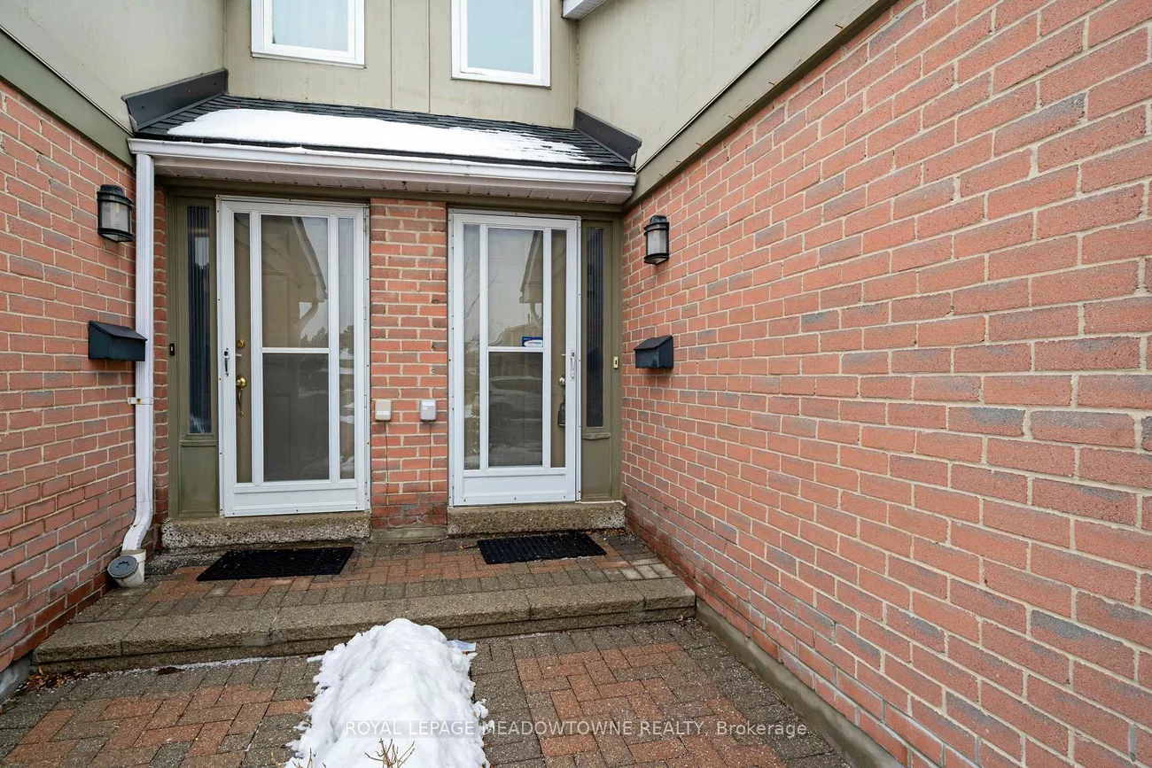 3079, Fifth, Erin Mills, Mississauga