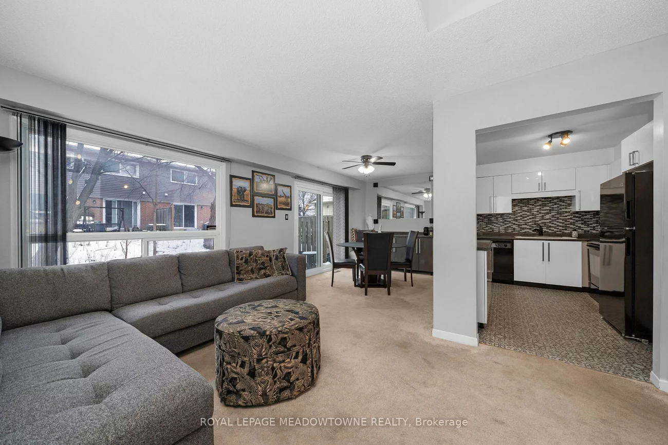 3079, Fifth, Erin Mills, Mississauga
