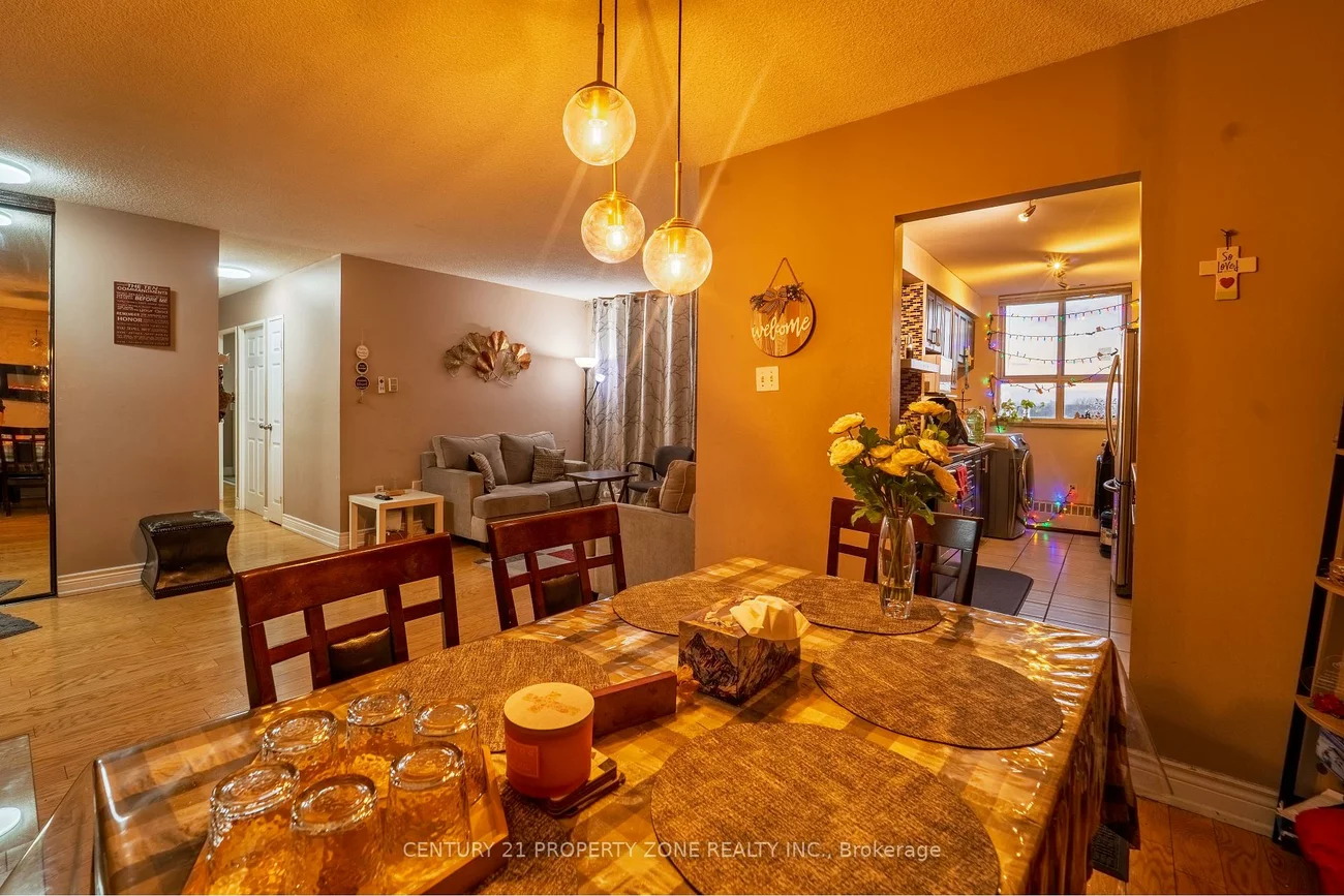 1625, Bloor, Applewood, Mississauga