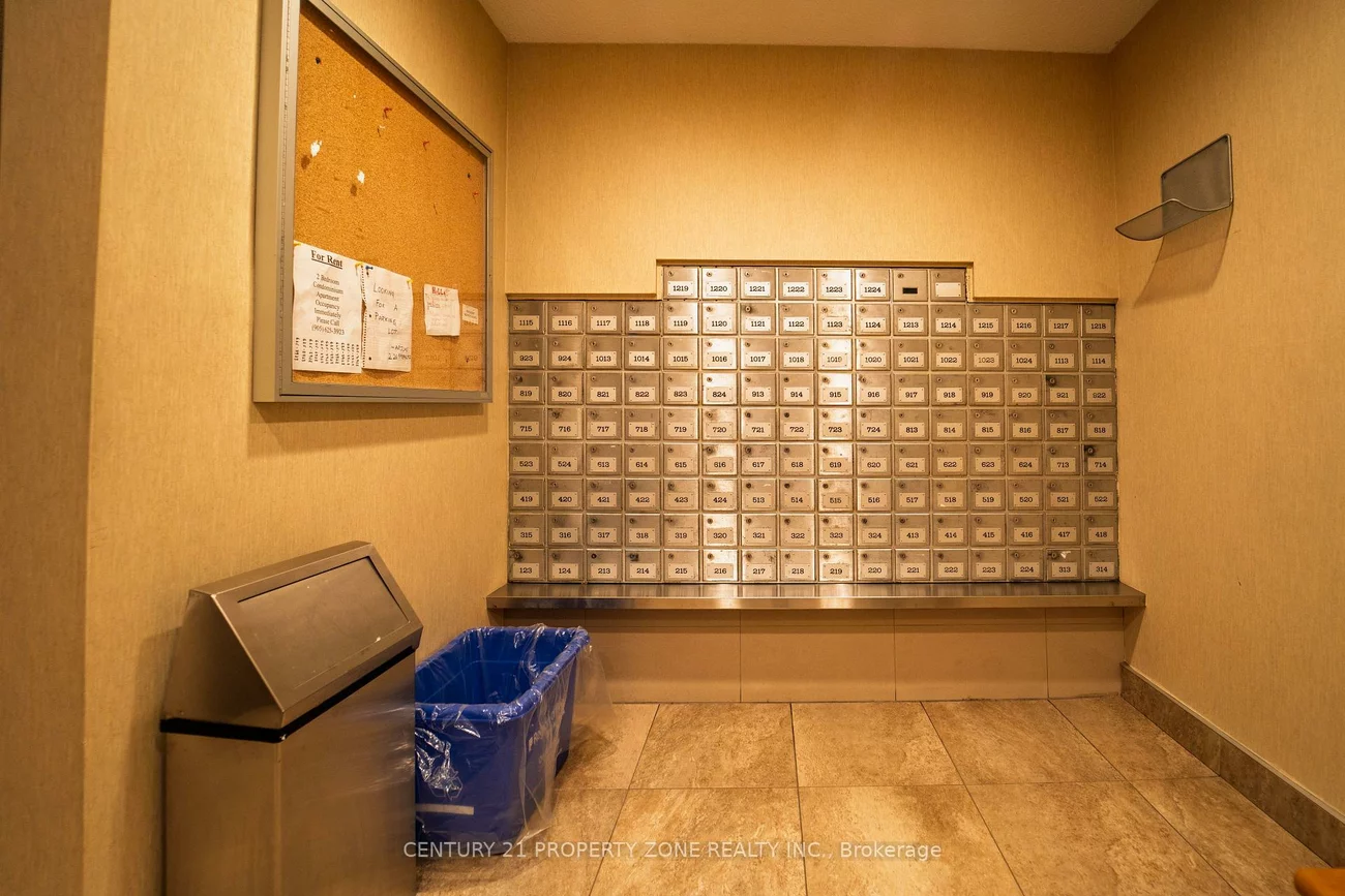 1625, Bloor, Applewood, Mississauga