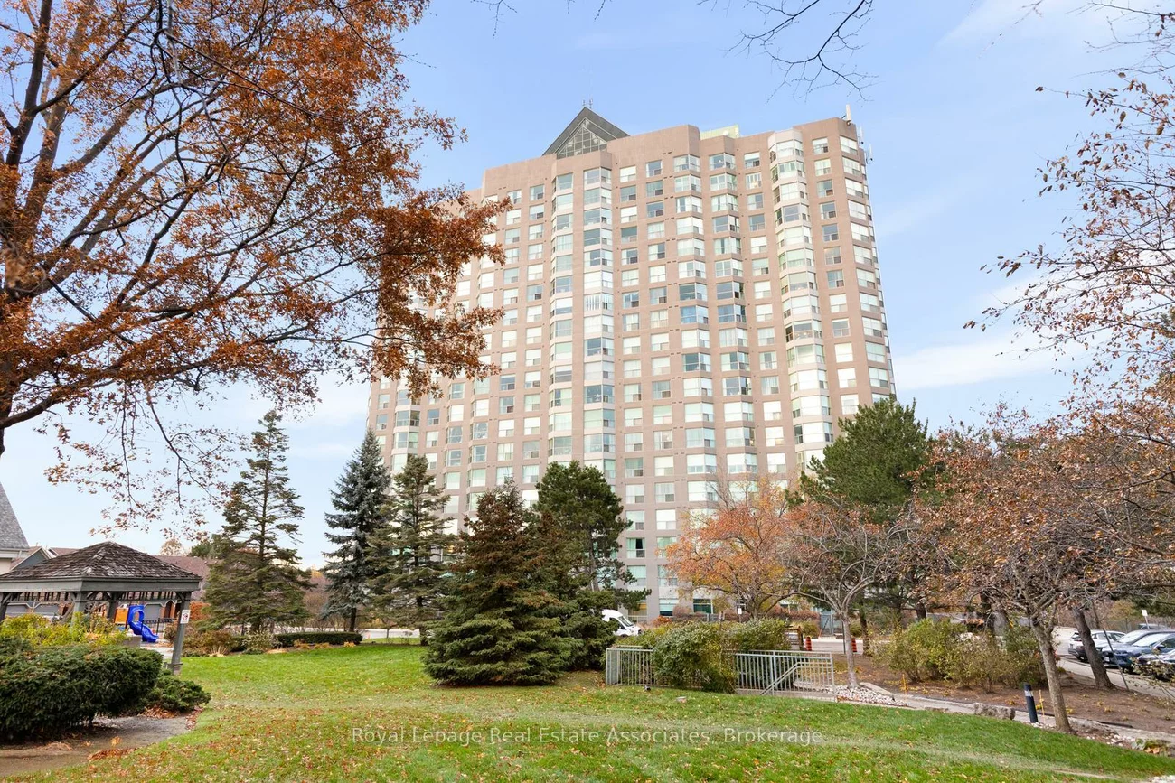 2155, Burnhamthorpe, Erin Mills, Mississauga