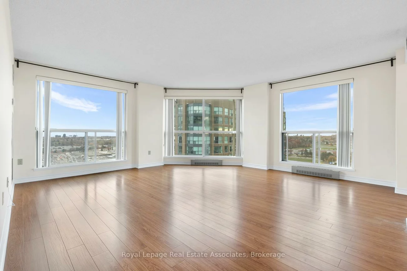 2155, Burnhamthorpe, Erin Mills, Mississauga