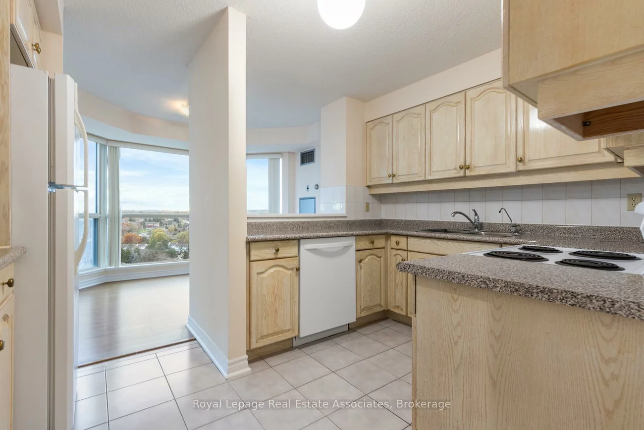 2155, Burnhamthorpe, Erin Mills, Mississauga