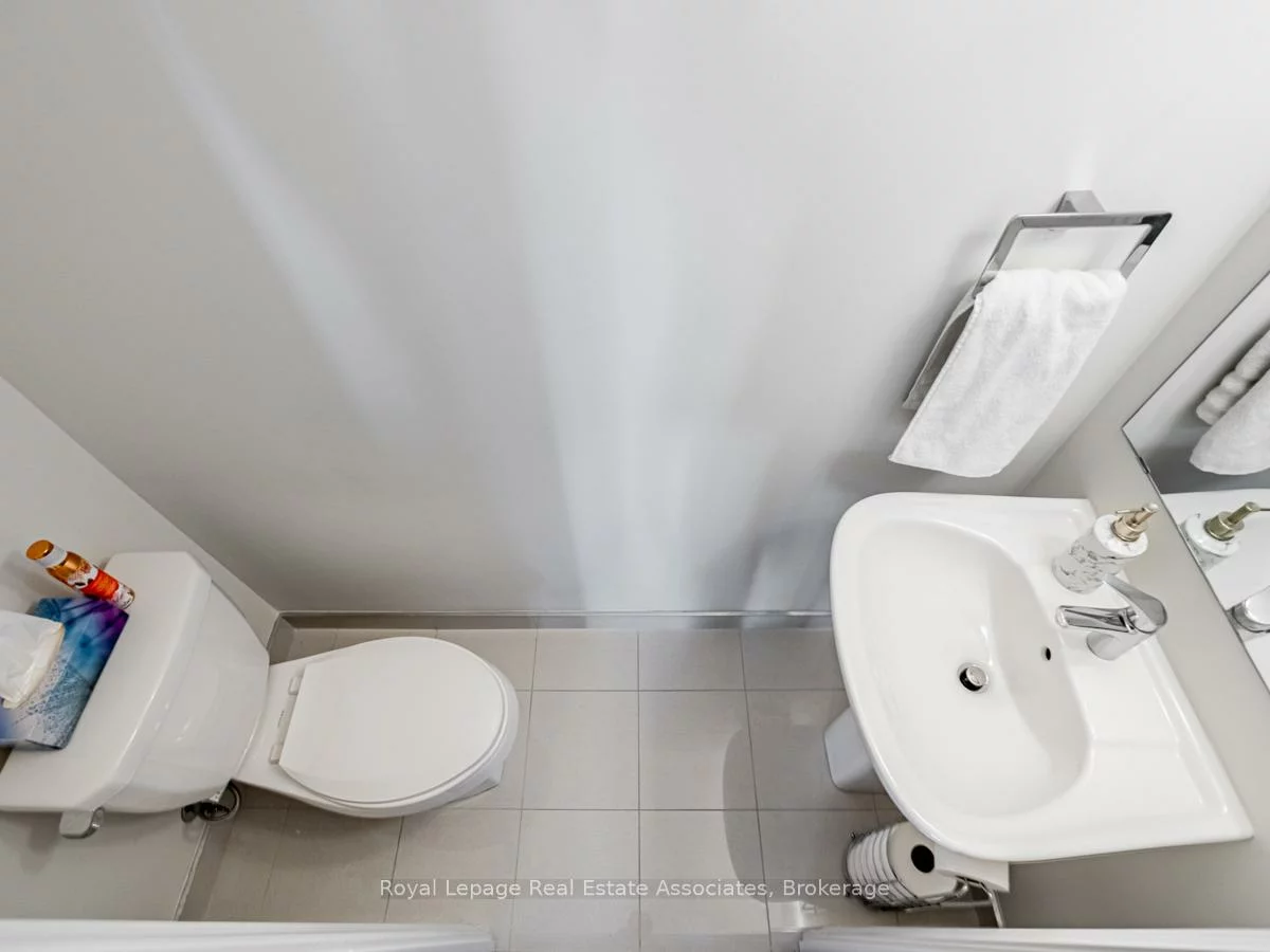 657, Cricklewood, Mineola, Mississauga