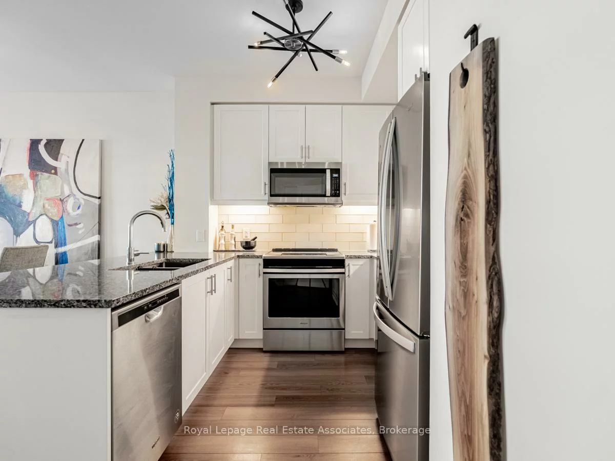 657, Cricklewood, Mineola, Mississauga