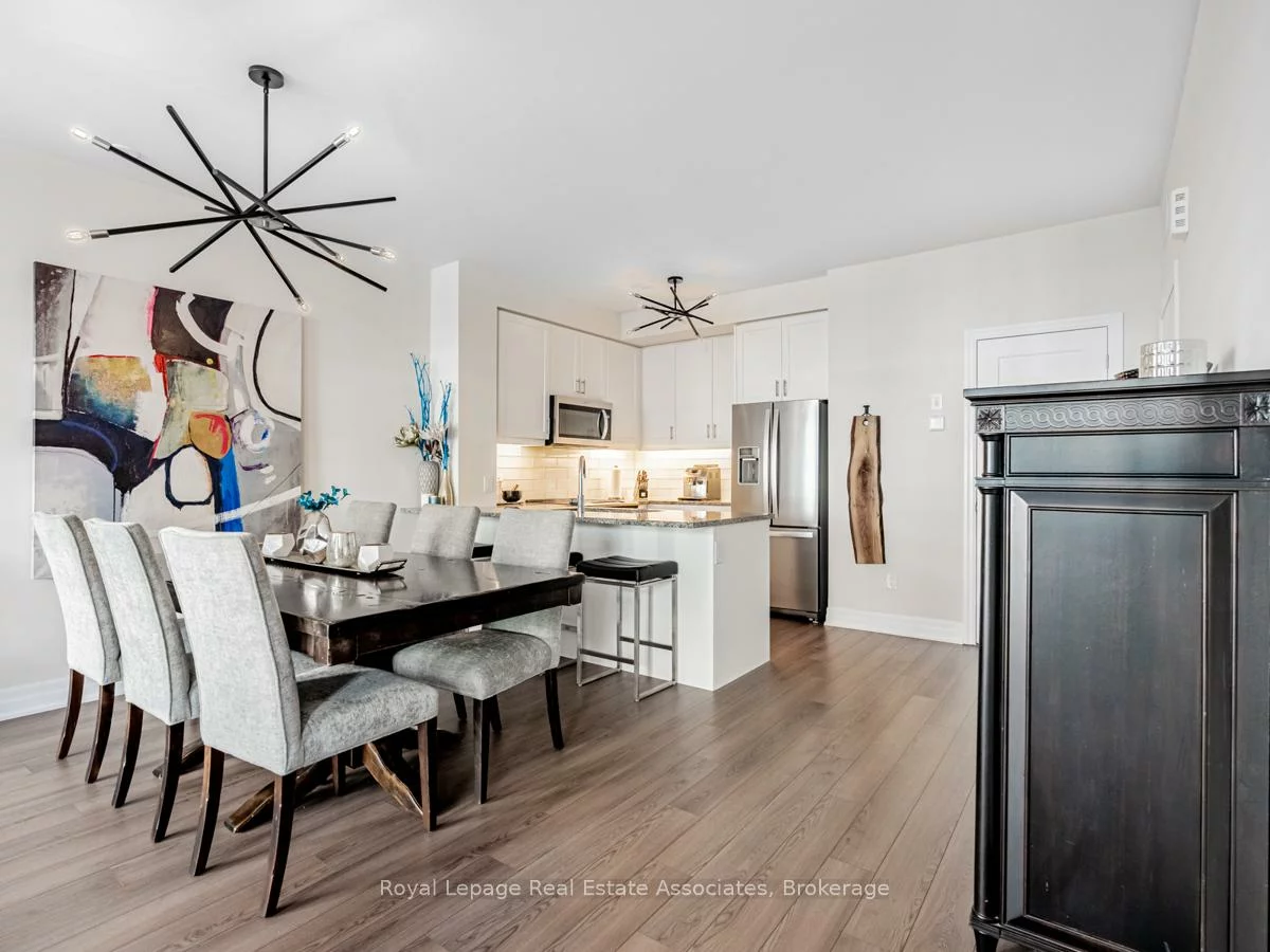 657, Cricklewood, Mineola, Mississauga