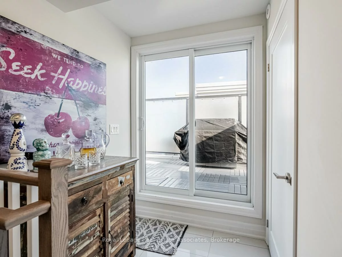 657, Cricklewood, Mineola, Mississauga