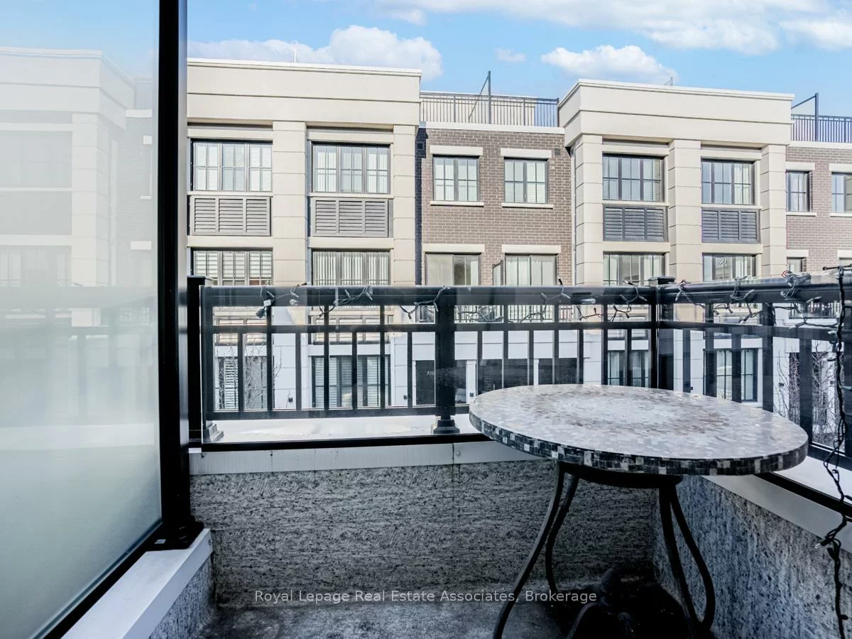 657, Cricklewood, Mineola, Mississauga