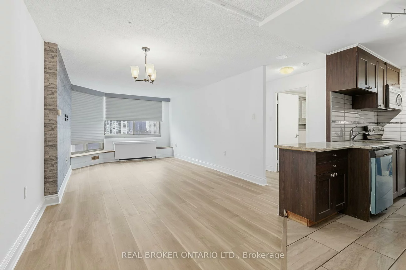 25, Fairview, Fairview, Mississauga