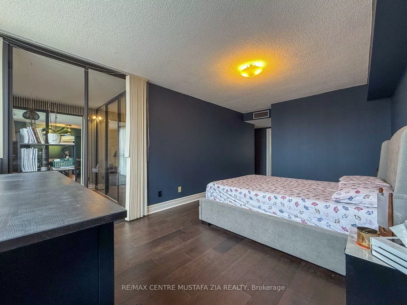 4235, Sherwoodtowne, City Centre, Mississauga