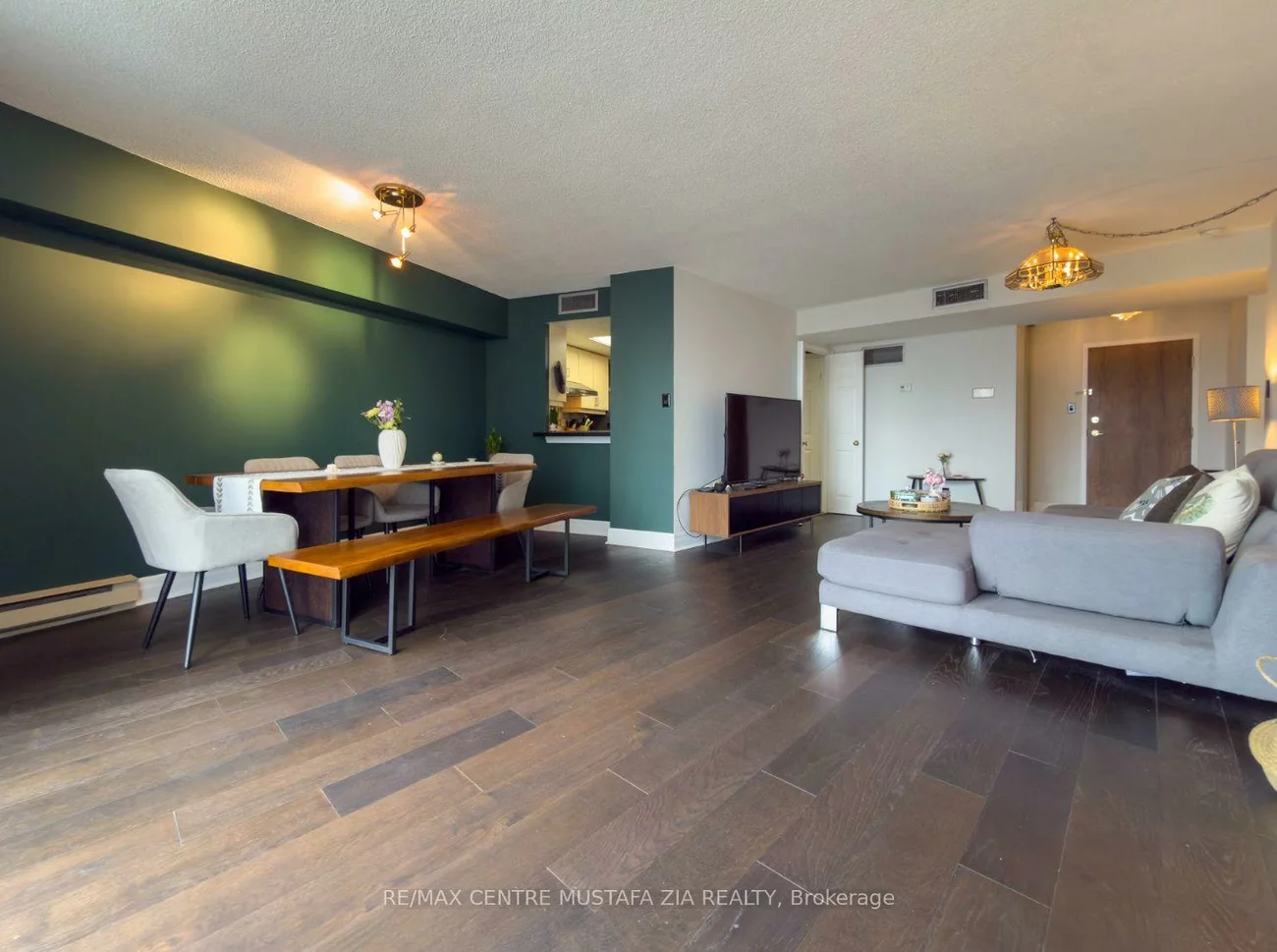 4235, Sherwoodtowne, City Centre, Mississauga