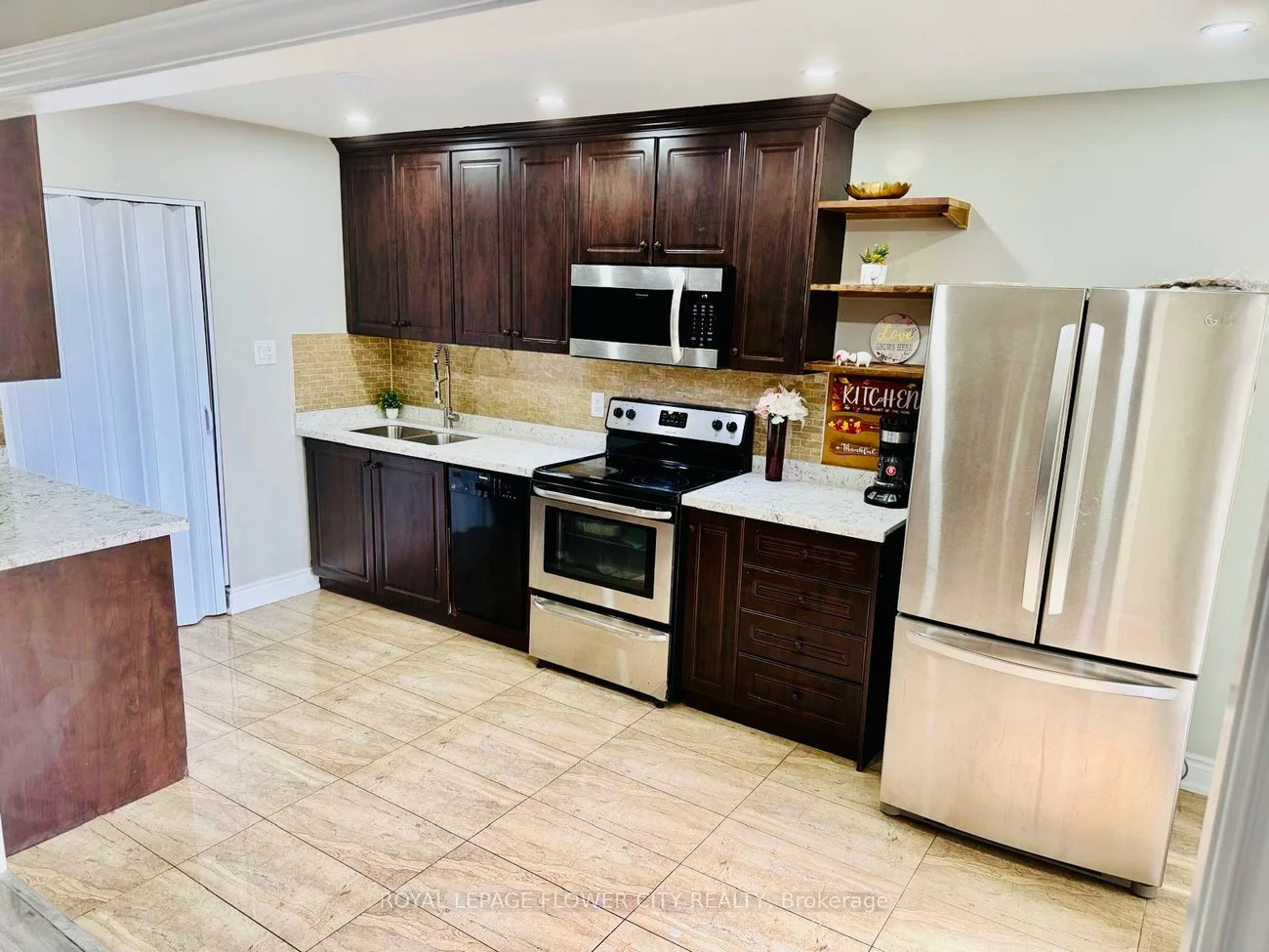 2170, Bromsgrove, Clarkson, Mississauga