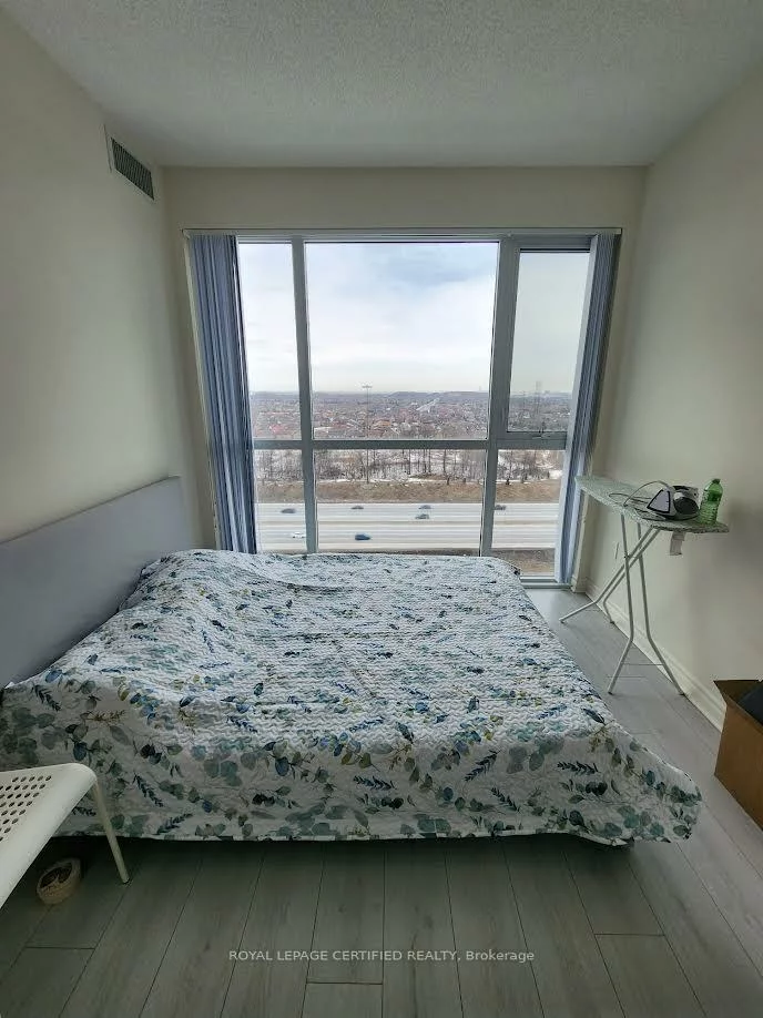 349, Rathburn, City Centre, Mississauga