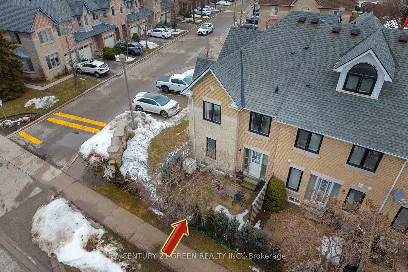 455, Apache, Hurontario, Mississauga