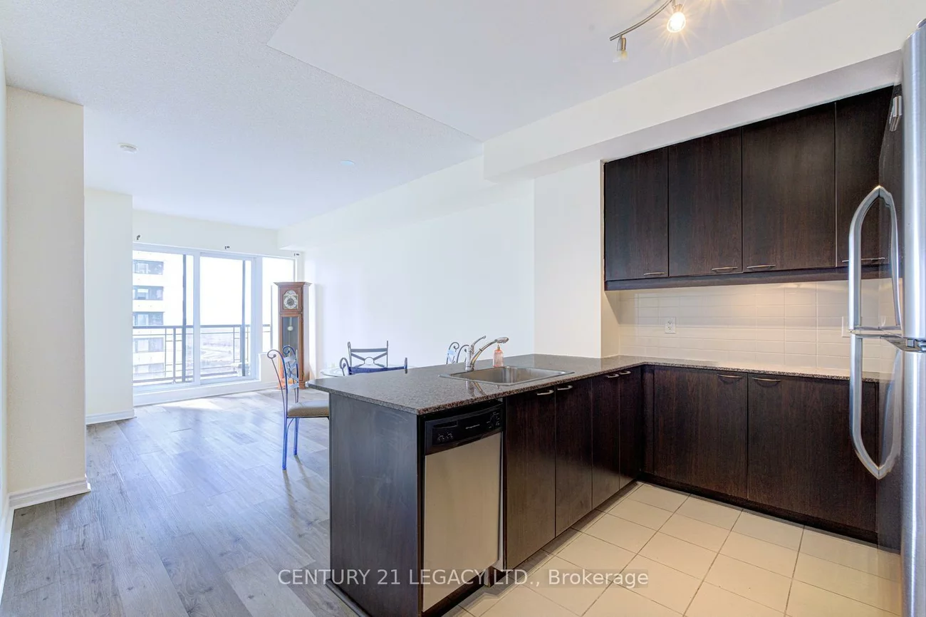 385, Prince Of Wales, City Centre, Mississauga