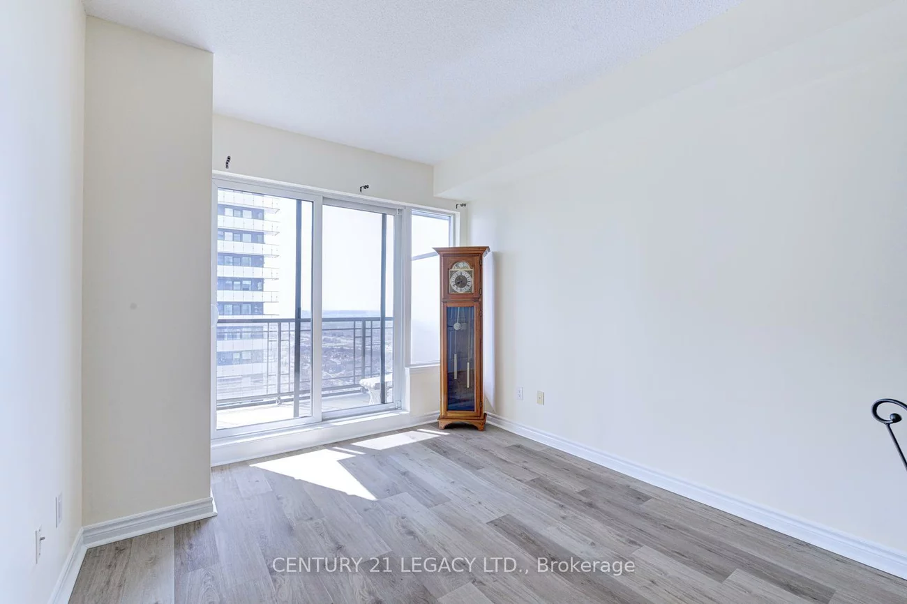 385, Prince Of Wales, City Centre, Mississauga